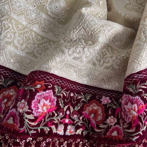 Gorgeous long medium size shalwaar kameez maxi - Picture 1 of 8